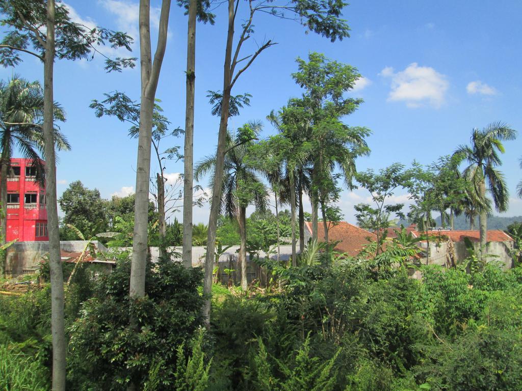 Hotel Cemerlang Distrikt Baturaden Exterior foto